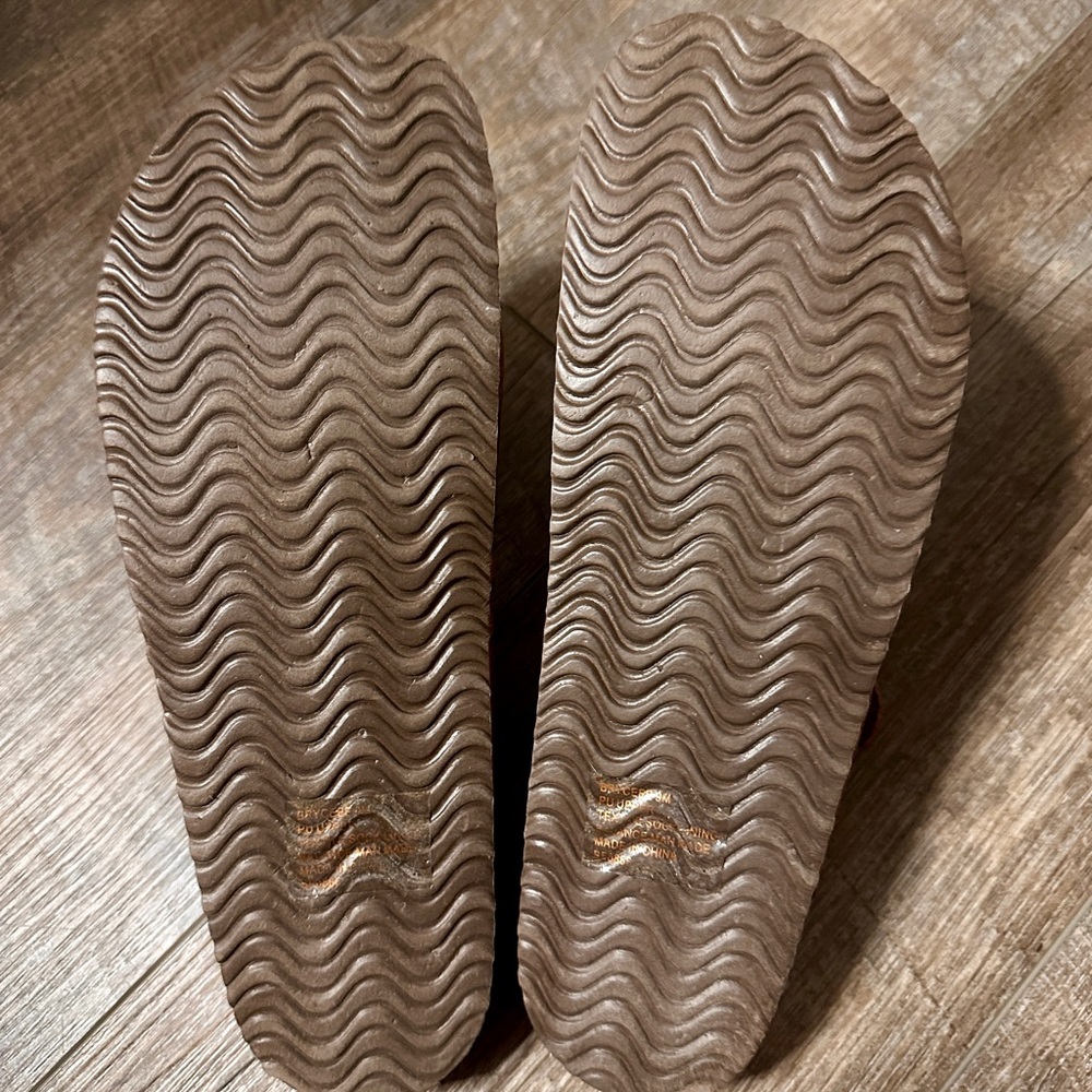 Madden Girl Brown Sandals - Picture 15 of 16